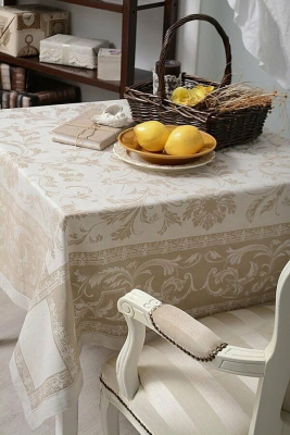 Скатерть жаккардовая "Ренессанс" 140*220